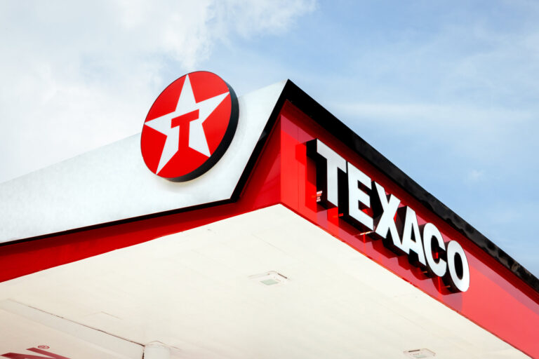 Texaco con Techron estrena nueva imagen en las estaciones de servicio