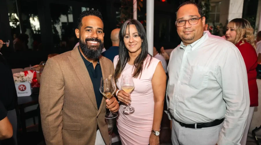 Carlos Moreno, Natalia Moreno y Waldemar River _RAFI7757